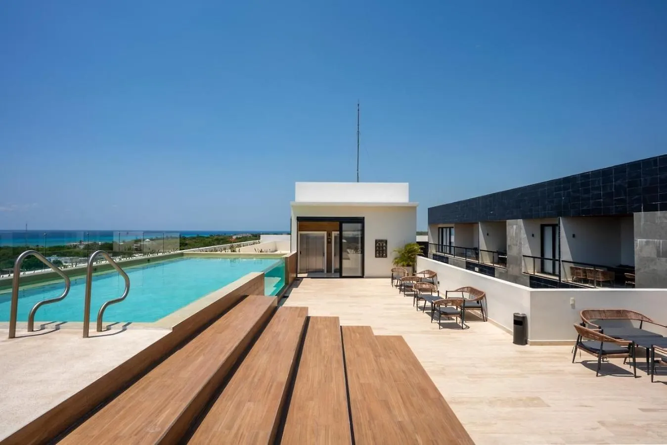 2Br Condo W/ Rooftop Oceanview & Centric Location Playa del Carmen 0*,