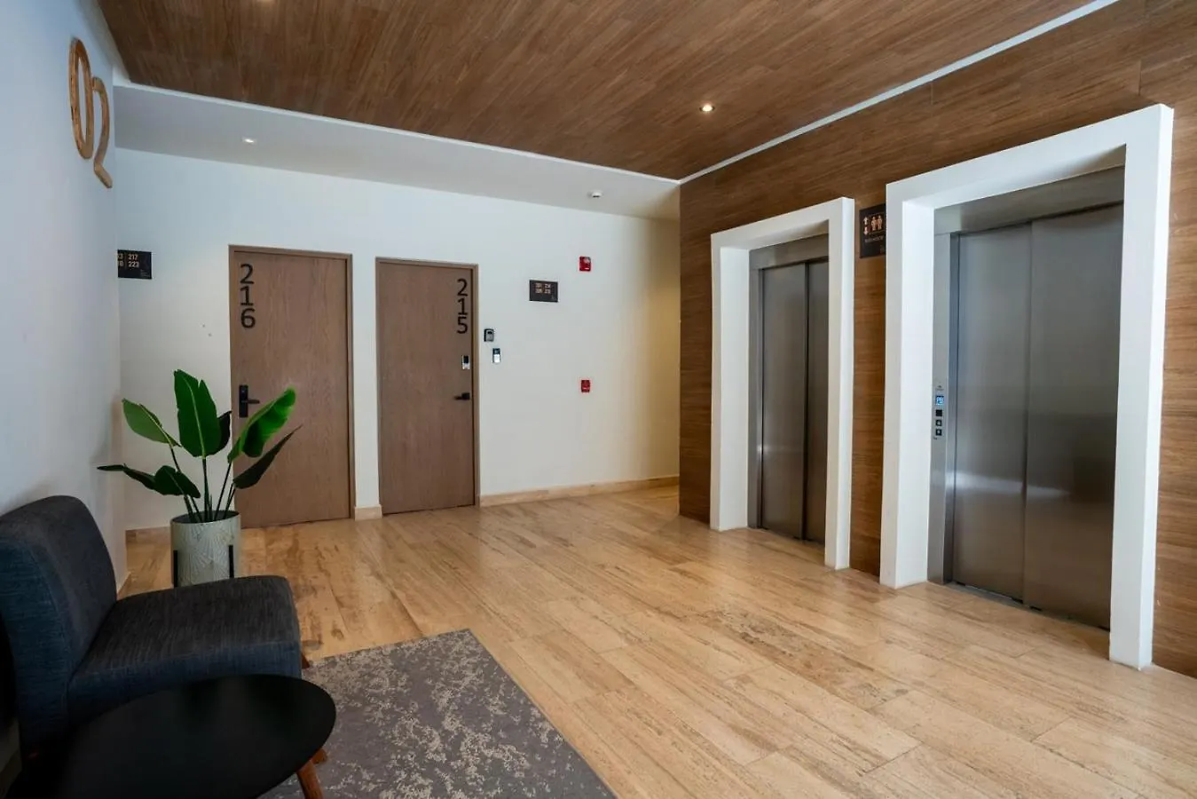 2Br Condo W/ Rooftop Oceanview & Centric Location Playa del Carmen