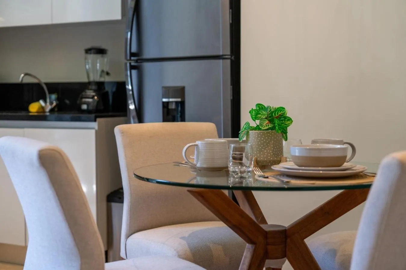 Apartment 2Br Condo W/ Rooftop Oceanview & Centric Location Playa del Carmen Mexiko